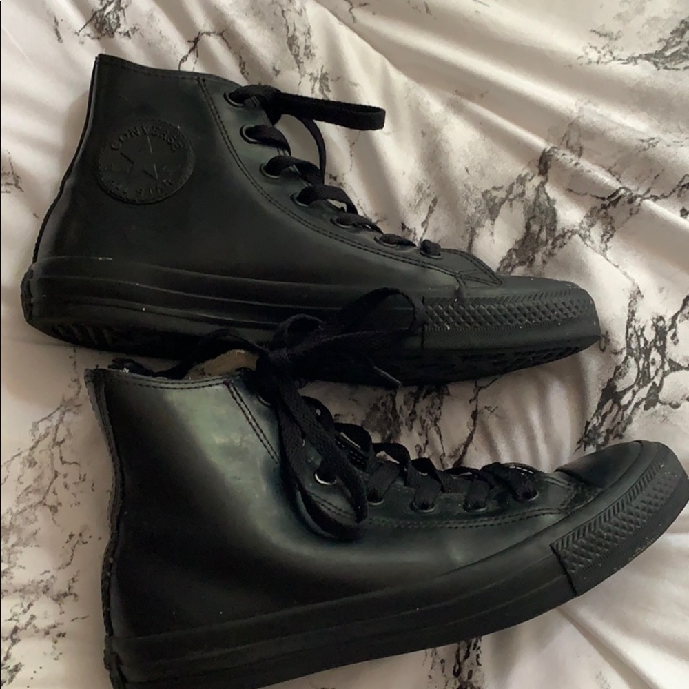 ALL BLACK Converse